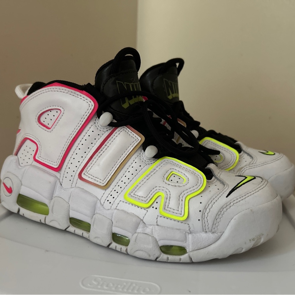Nike Air Uptempo Neon